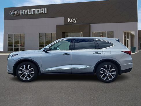 Used 2023 Acura MDX SH-AWD w/ Technology Package image 6
