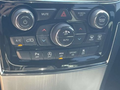 Used 2021 Jeep Grand Cherokee Laredo X AWD/4WD image 20