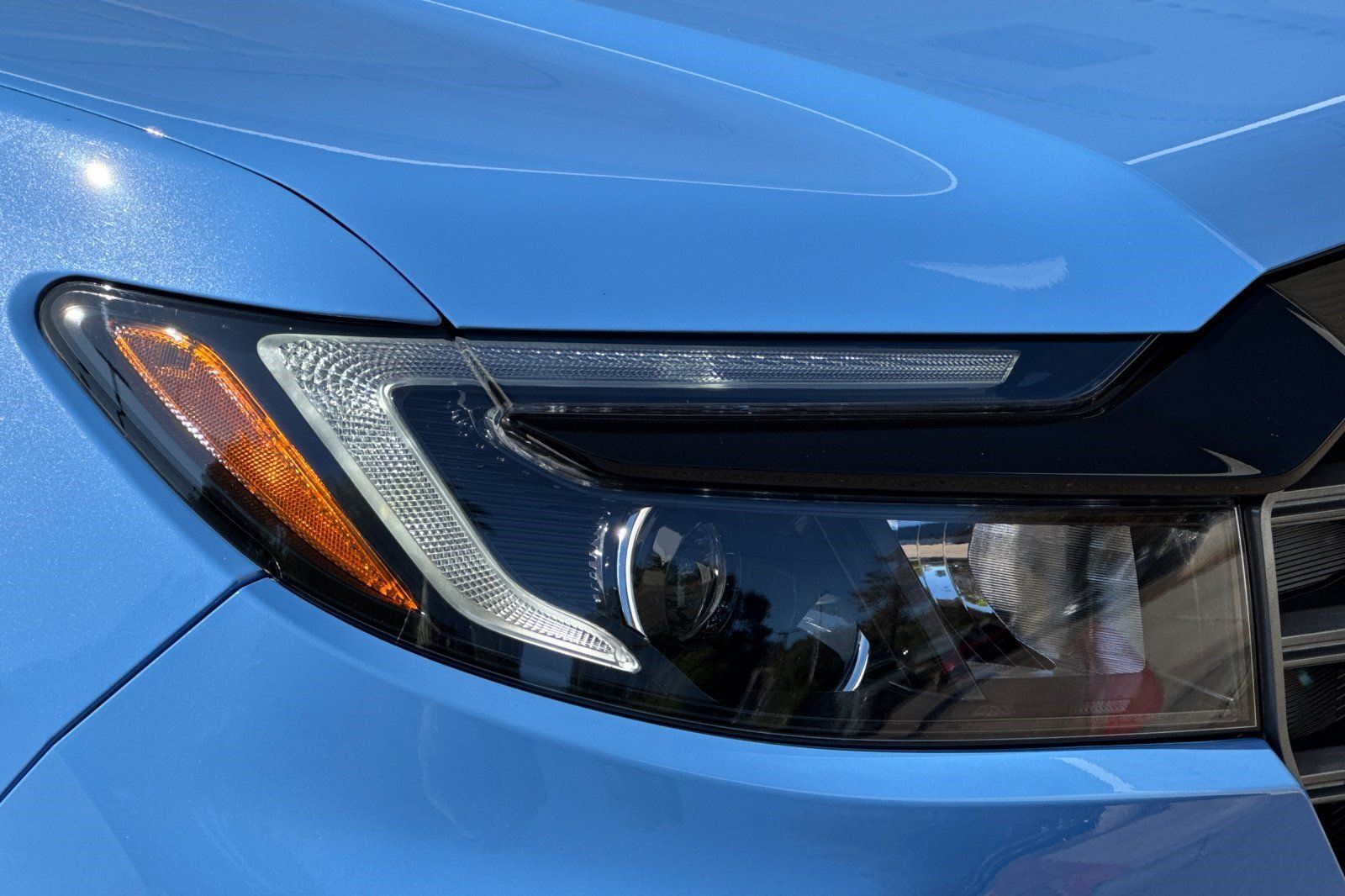 Used 2025 Honda Passport TrailSport image 12