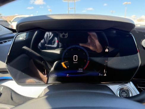 New 2026 Chevrolet Trax LT w/ LT Convenience Package FWD image 14