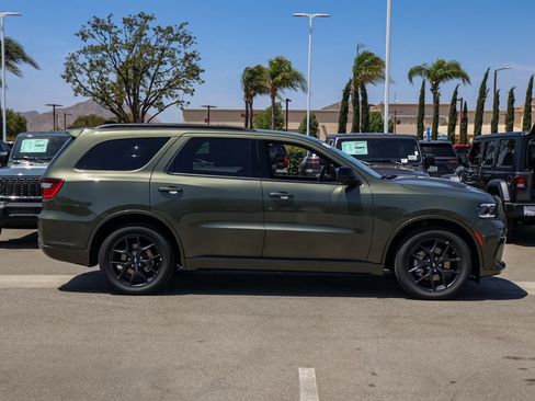 New 2026 Dodge Durango GT w/ Blacktop Package AWD/4WD image 3