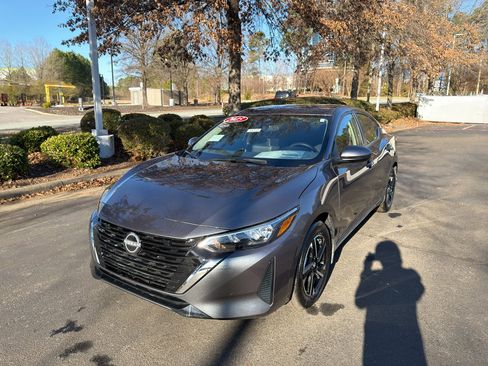 New 2025 Nissan Sentra SV image 3