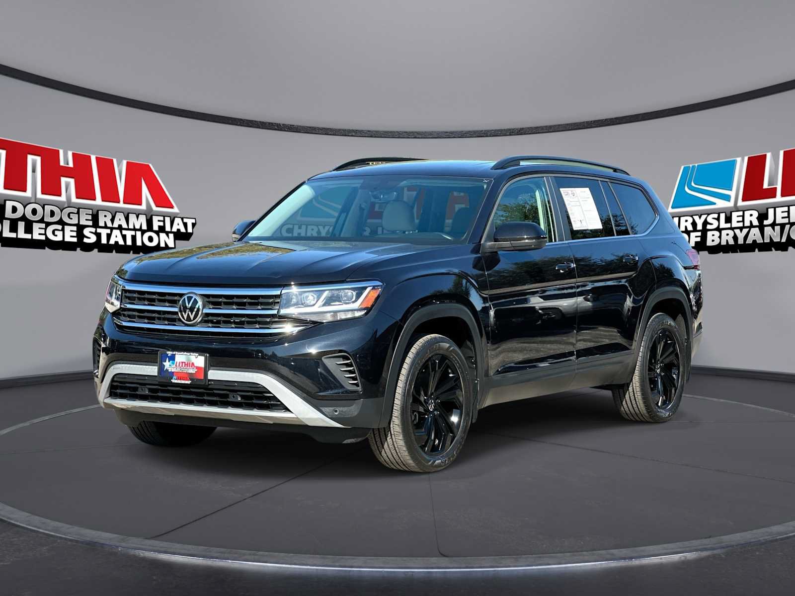 Used 2022 Volkswagen Atlas SE w/ Panoramic Sunroof Package AWD/4WD image 1