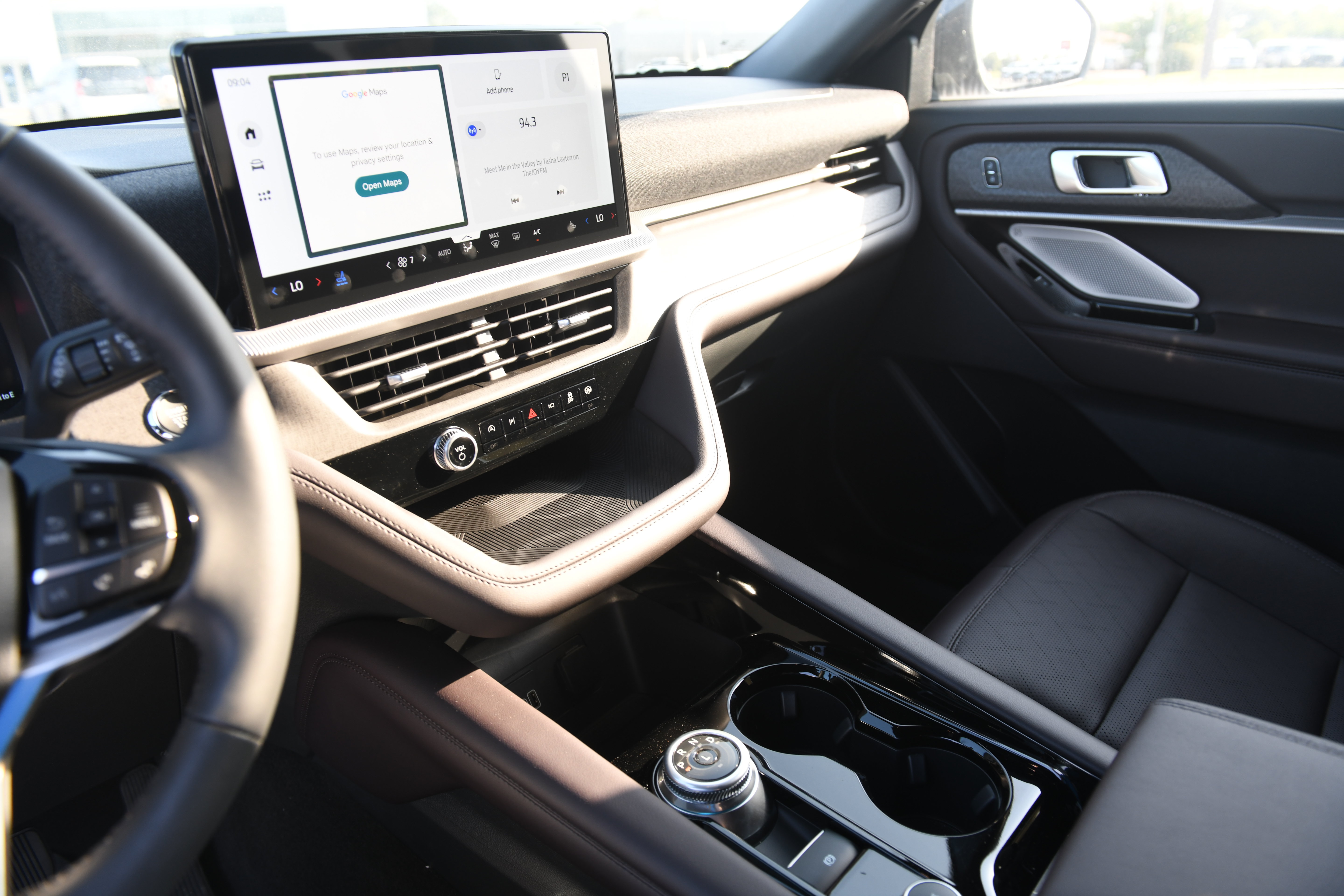 New 2026 Ford Explorer Platinum RWD image 19