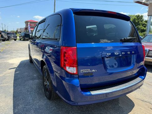Used 2019 Dodge Grand Caravan GT FWD image 4