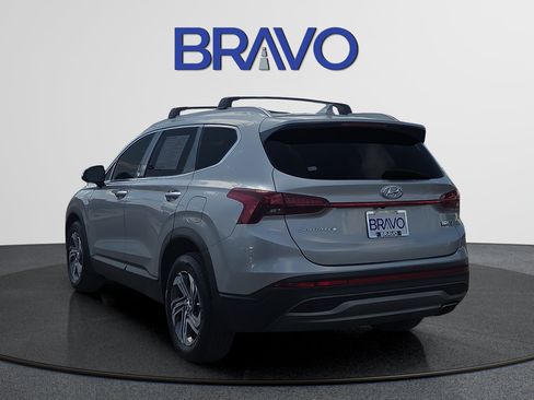 Used 2023 Hyundai Santa Fe SEL FWD image 3