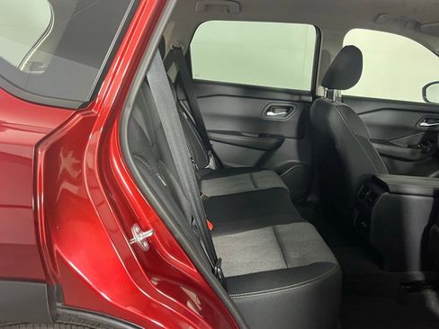 Used 2026 Nissan Rogue SV image 28