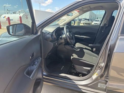 Used 2025 Nissan Kicks Play S FWD image 18
