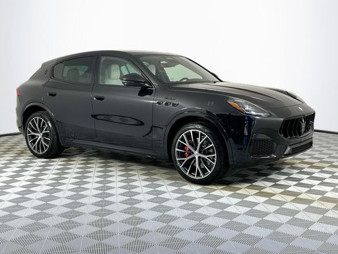 New 2026 Maserati Grecale Modena image 3