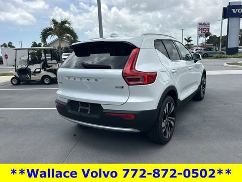 Used 2023 Volvo XC40 B5 Plus w/ Protection Package Premier AWD/4WD image 6