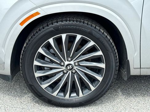 Used 2023 Hyundai Palisade Calligraphy image 29