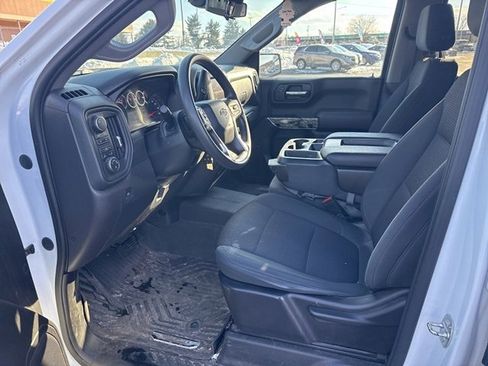 Used 2021 Chevrolet Silverado 1500 Custom Trail Boss w/ Realtree Special Edition image 9