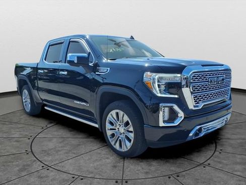 Used 2022 GMC Sierra 1500 Denali w/ Denali Premium Package AWD/4WD image 3