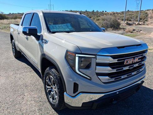 New 2026 GMC Sierra 1500 SLE w/ X31 Off-Road Package AWD/4WD image 2