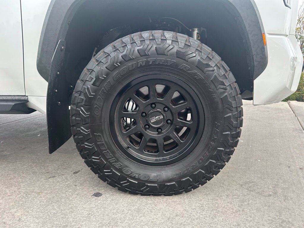 Used 2024 Toyota Tundra Limited w/ TRD Off-Road Package AWD/4WD image 34