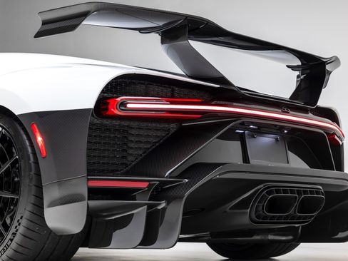 Used 2021 Bugatti Chiron Pur Sport image 52