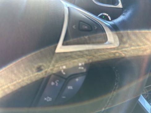 Used 2020 Ford Edge Titanium image 25