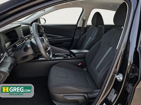 Used 2024 Hyundai Elantra SE FWD image 10