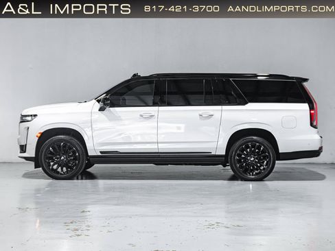 Used 2024 Cadillac Escalade ESV Premium Luxury w/ Performance Package AWD/4WD image 21