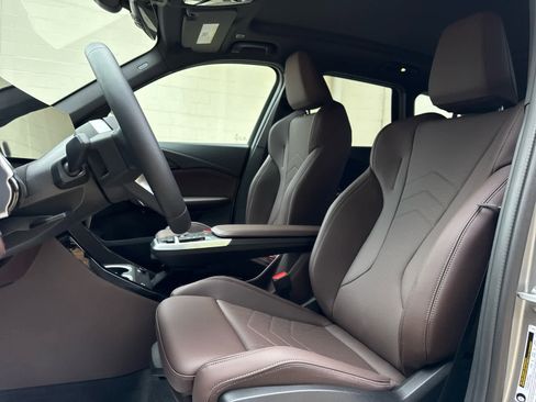 Used 2025 BMW X1 xDrive28i w/ Convenience Package image 13