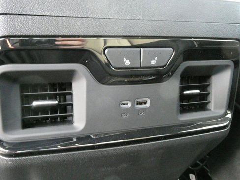 New 2026 GMC Sierra 1500 AT4X image 18