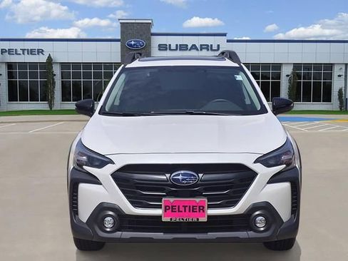 Used 2025 Subaru Outback Onyx Edition AWD/4WD image 2