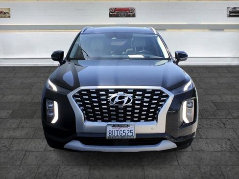Used 2021 Hyundai Palisade Limited w/ Winter Package FWD image 2