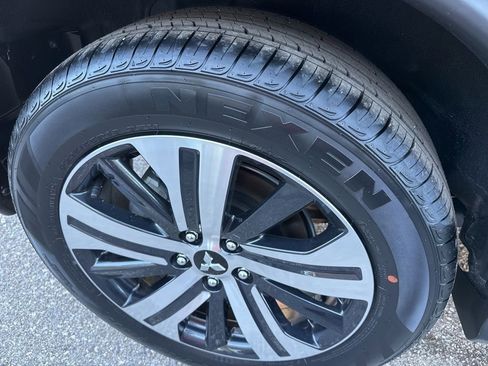 New 2026 Mitsubishi Outlander Sport SE image 12