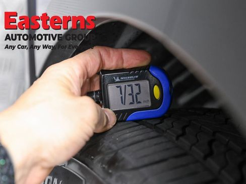 Used 2023 Subaru Forester AWD/4WD image 27