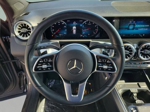 Certified 2022 Mercedes-Benz GLB 250 image 29