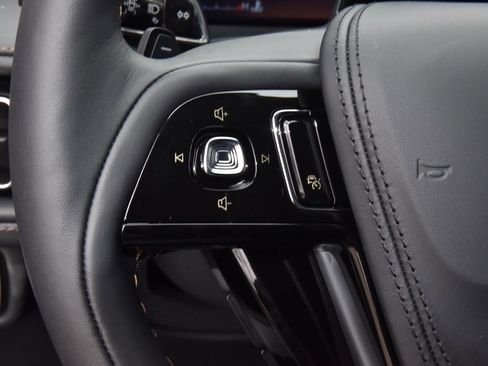 New 2026 Lincoln Aviator AWD image 25