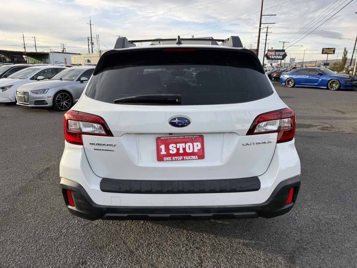 Used 2019 Subaru Outback 2.5i Premium w/ Popular Package #2 AWD/4WD image 4
