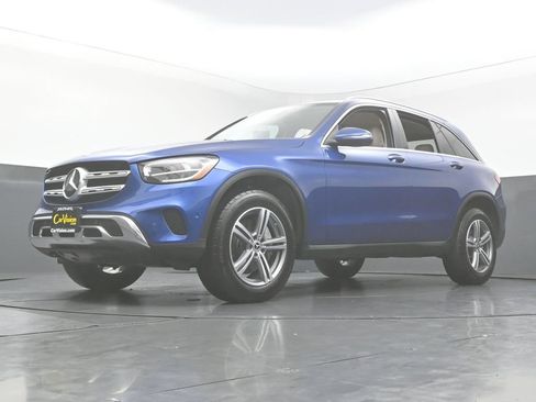 Used 2022 Mercedes-Benz GLC 300 w/ Premium Package Lite image 49