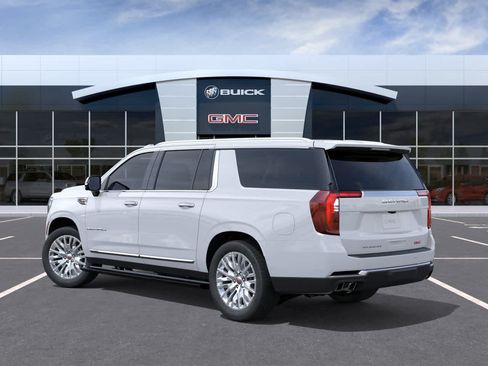 New 2026 GMC Yukon XL Denali w/ Sun & Power Step Package RWD image 3