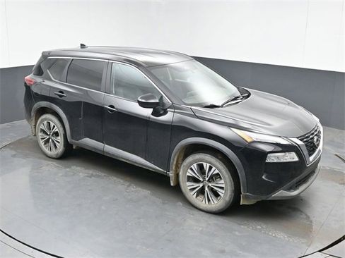 Used 2023 Nissan Rogue SV image 1