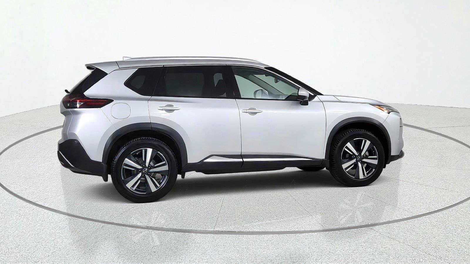 Used 2022 Nissan Rogue SL AWD/4WD image 7
