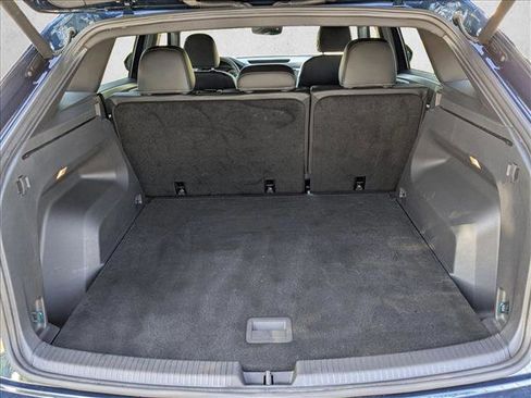 Used 2021 Volkswagen Atlas Cross Sport SE image 6