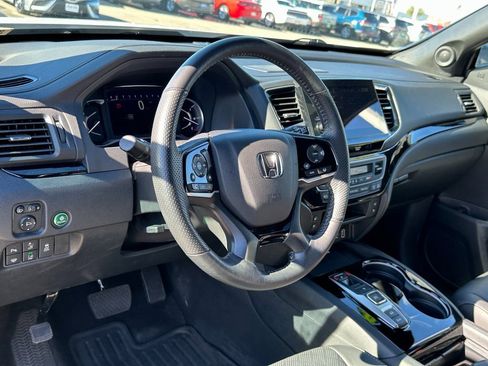 Used 2023 Honda Passport Elite image 23