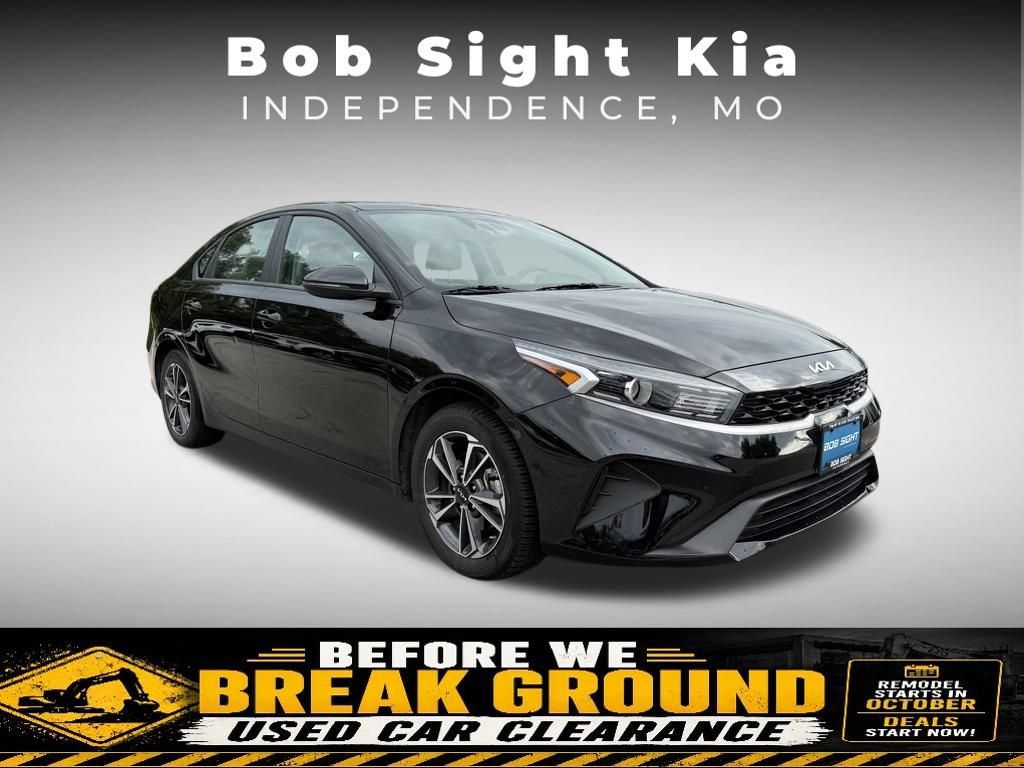 Used 2023 Kia Forte LXS w/ LXS Technology Package FWD image 14