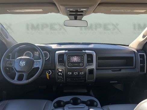 Used 2022 RAM 1500 Tradesman w/ Chrome Appearance Group image 11