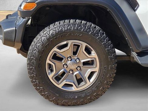 Used 2020 Jeep Gladiator Sport w/ Quick Order Package 24S image 23