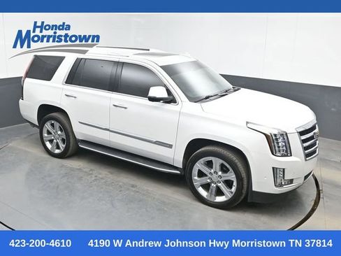 Used 2020 Cadillac Escalade Premium Luxury AWD/4WD image 1