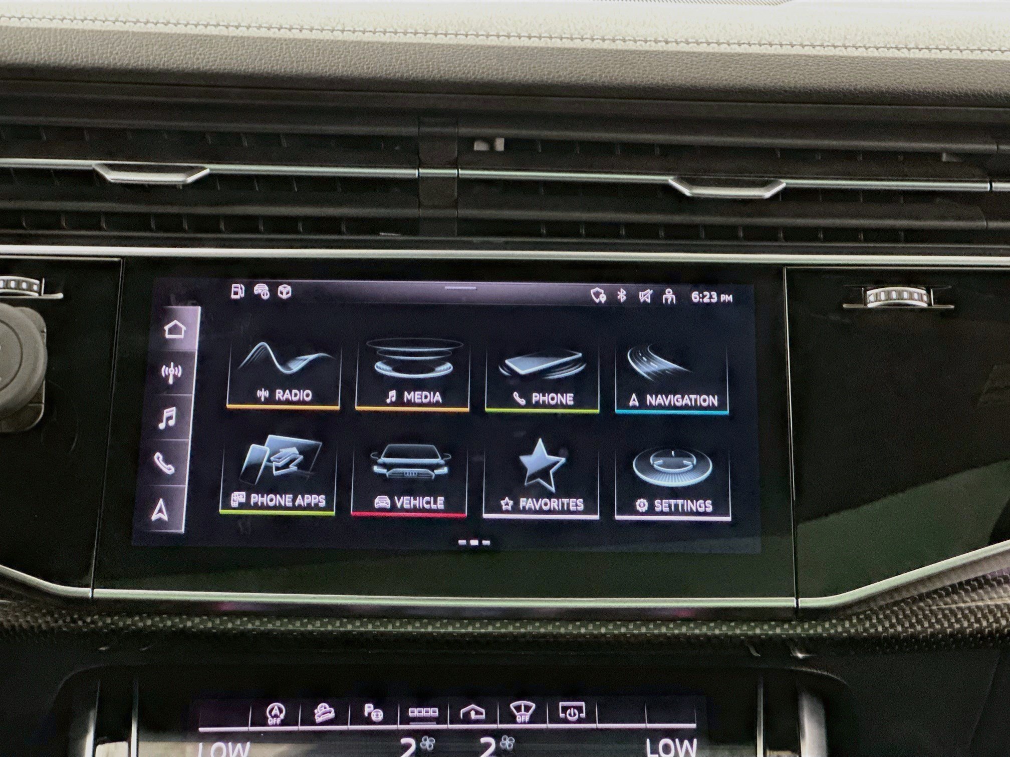 Used 2023 Audi SQ7 Prestige w/ Prestige Package AWD/4WD image 12