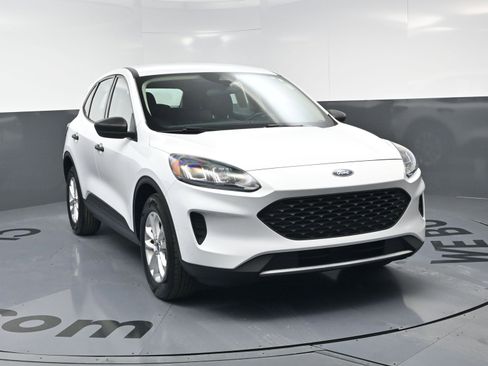 Used 2020 Ford Escape S image 3