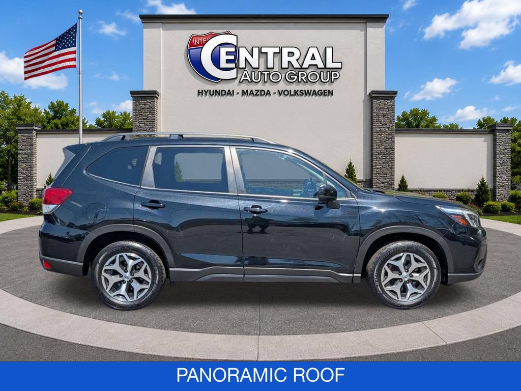 Used 2021 Subaru Forester Premium AWD/4WD image 9