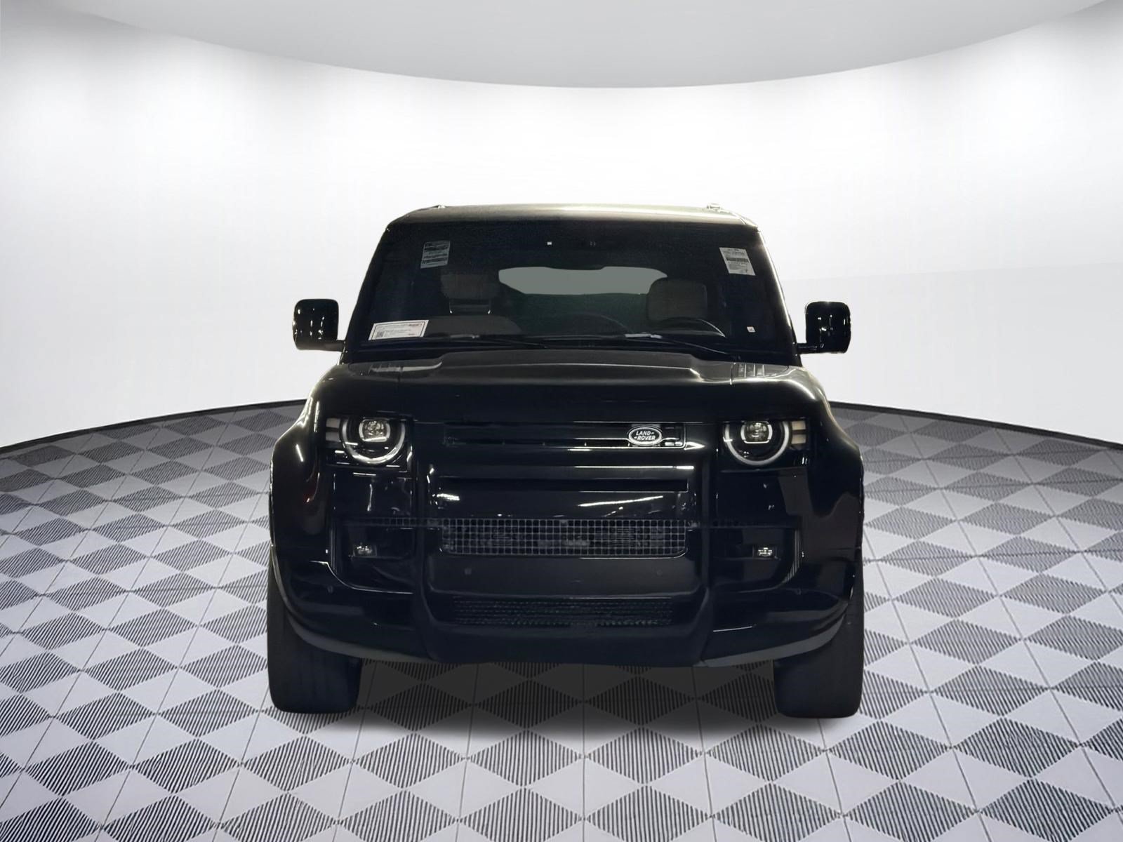New 2026 Land Rover Defender 130 V8 AWD/4WD image 6