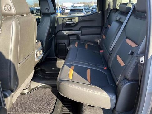 Certified 2022 GMC Sierra 1500 AT4 w/ AT4 Premium Package image 16