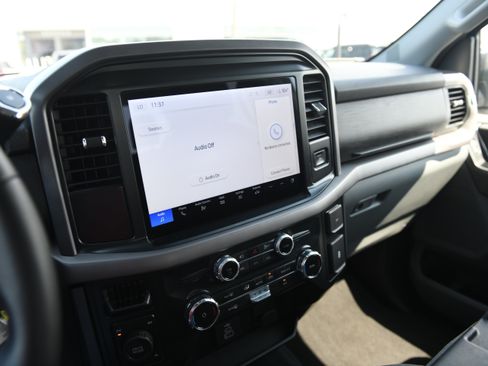 Used 2025 Ford F150 XLT w/ Equipment Group 301A Standard AWD/4WD image 15