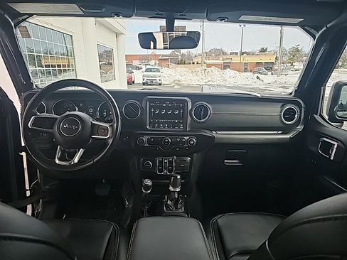 Used 2021 Jeep Wrangler Unlimited Sahara image 12