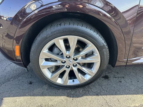 Used 2023 Buick Envision Avenir AWD/4WD image 10